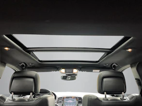 https://vehicle.imgix.net/4255990/3e22e933-32f0-403a-8f50-416f58df573a.jpg