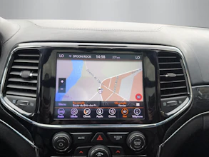 https://vehicle.imgix.net/4255990/6cf0bcb1-ea8a-4e12-a610-0984986648da.jpg