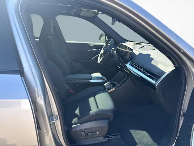 BMW iX1 30 xDrive Kit M Sport Pro