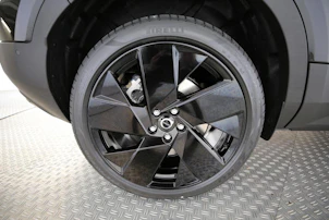 Fahrzeugbild VOLVO XC40 2.0 B4 MH Black Edition