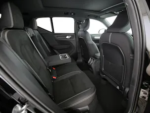 Volvo XC40 2.0 B4 MH Black Edition