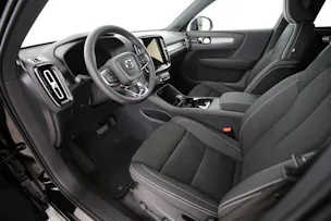 Volvo XC40 2.0 B4 MH Black Edition