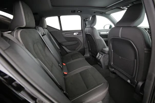 Fahrzeugbild VOLVO XC40 2.0 B4 MH Black Edition