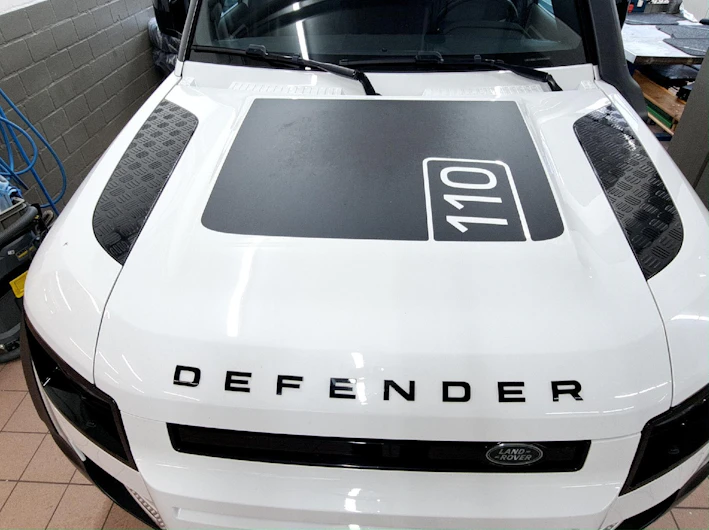 Fahrzeugbild LAND ROVER DEFENDER