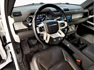 Land Rover Defender 110 3.0 D I6 SE