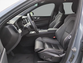 https://vehicle.imgix.net/4256074/98c149a8-b733-44ff-bf5b-c8fcf30c20a7.jpg