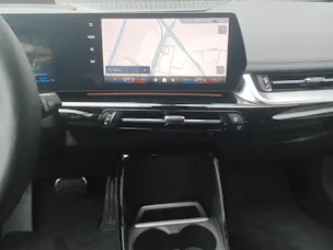 BMW 230e xDrive paddles Active Tourer
