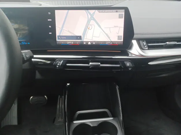 BMW 230e xDrive paddles Active Tourer