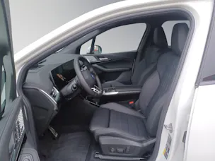 BMW 230e xDrive paddles Active Tourer