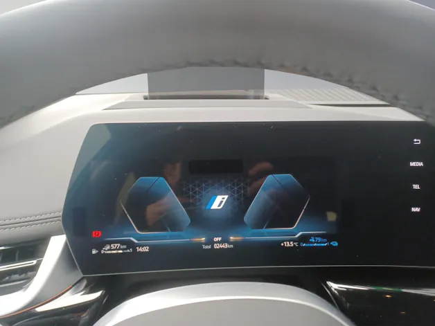 BMW 230e xDrive paddles Active Tourer