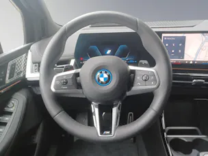 BMW 230e xDrive paddles Active Tourer