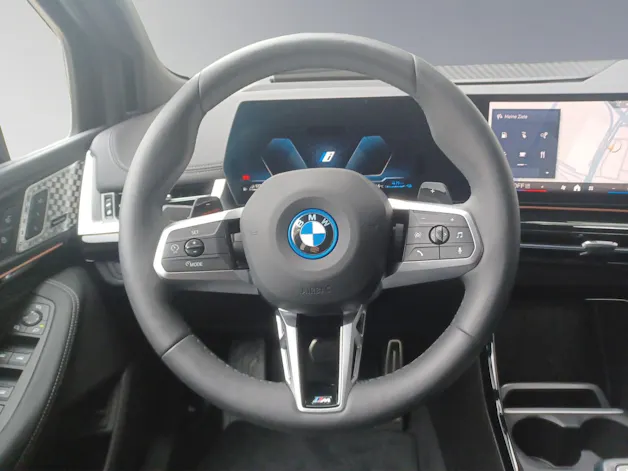 BMW 230e xDrive paddles Active Tourer