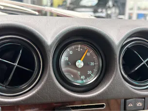 Mercedes-Benz R107 Cabriolet 300 SL