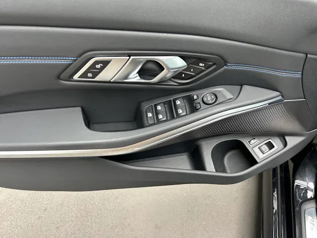 BMW 330e xDrive SAG Touring