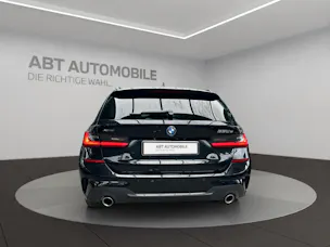 BMW 330e xDrive SAG Touring