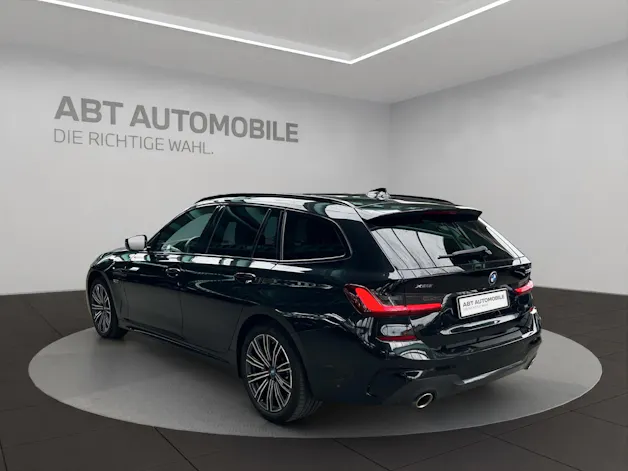 BMW 330e xDrive SAG Touring
