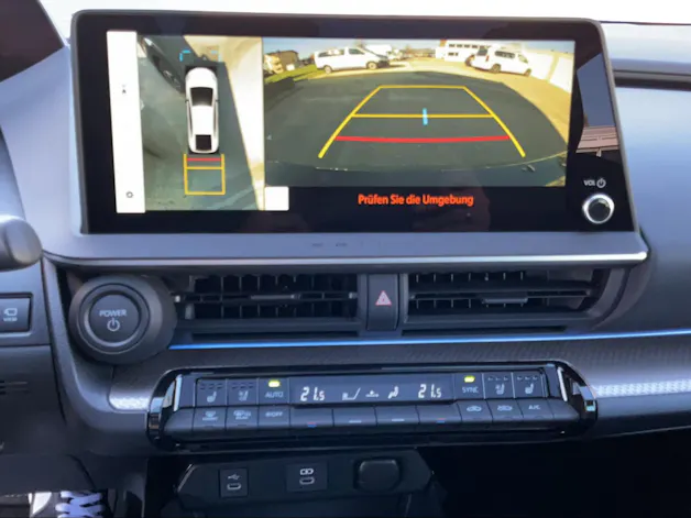 Toyota Prius 2.0 Plug-In-Hybrid Premium