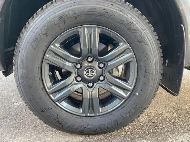 Toyota Hilux Double Cab.-Pick-up 2.8 D-4D MHEV 204 Style