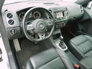 VW Tiguan 2.0 TDI DSG R-Line 4Motion