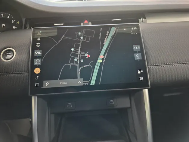 Land Rover Discovery Sport 1.5 T 270e Dynamic SE - Gancio traino elettrico e Ruote invernali inclusi