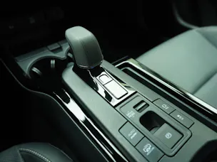 Toyota Prius 2.0 Plug-In-Hybrid Premium