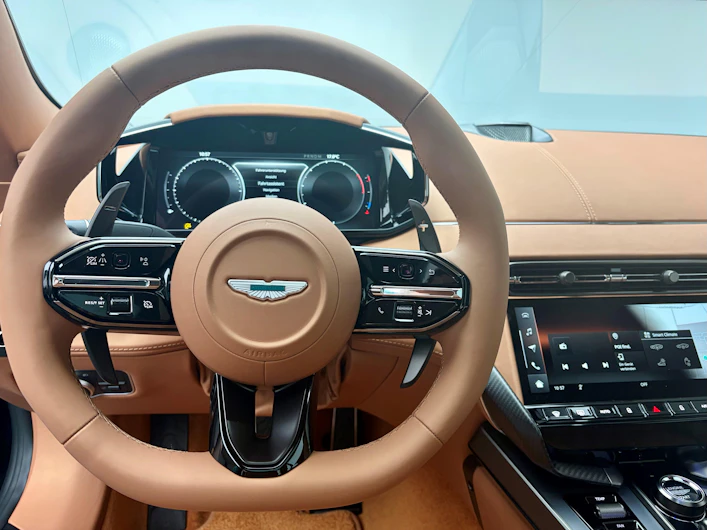 Fahrzeugbild ASTON MARTIN V12 Vanquish