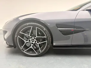 Aston Martin Vanquish 5.2 V12 Bi-Turbo
