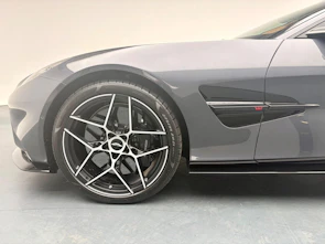 immagine del veicolo ASTON MARTIN Vanquish 5.2 V12 Bi-Turbo