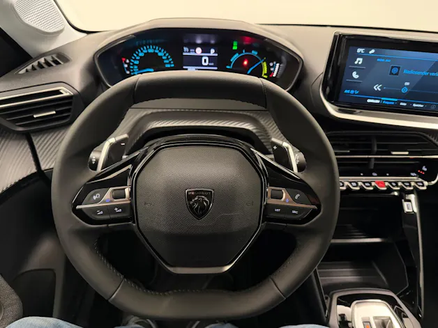 Peugeot 208 1.2 Hybrid Style