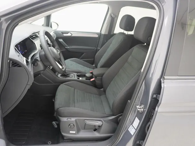 VW Touran 1.5 TSI R-Line DSG