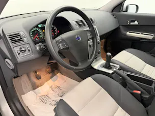 Volvo C30 1.8 16V Momentum flexifuel