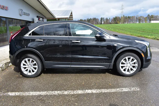 Cadillac XT4 350T 2.0 Premium Luxury AWD Automat