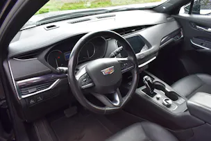 Cadillac XT4 350T 2.0 Premium Luxury AWD Automat