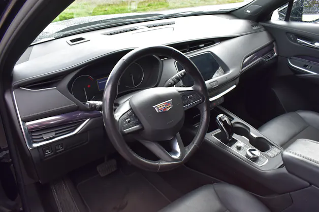 Cadillac XT4 350T 2.0 Premium Luxury AWD Automat