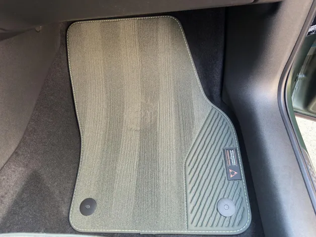 CUPRA Terramar 2.0 TSI DSG 4Drive VZ Tribe Edition "Grün Matt" Umbau