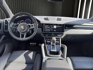 PORSCHE Cayenne S