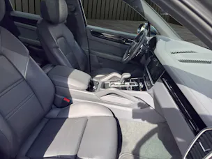 PORSCHE Cayenne S