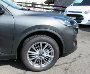 Ford Kuga 2.5 PHEV Cool & Connect 2WD