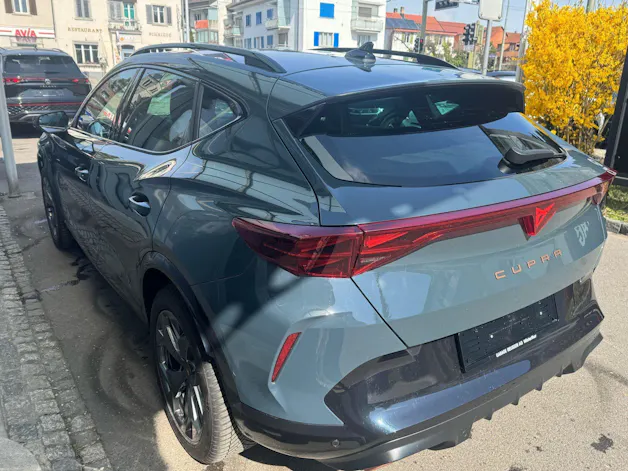 Cupra Formentor 1.5 TSI e-Hybrid 204 PS *** 360° KAMERA & 140 KM ELEKTRISCHE REICHWEITE ***