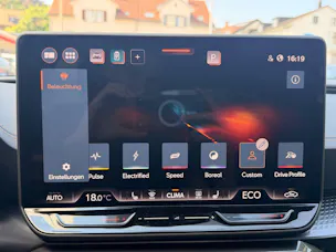 Cupra Formentor 1.5 TSI e-Hybrid 204 PS *** 360° KAMERA & 60 MONATE WERKSGARANTIE ***