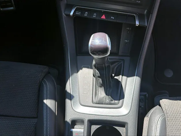 AUDI Q3 35 TFSI S line Attraction S-tronic