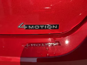 VW T-Roc R-Line 4Motion *** TRAUM IN KINGS RED ***