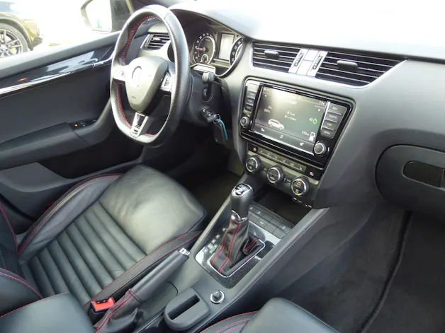 Škoda Octavia Combi 2.0 TDI RS 4x4 DSG