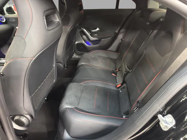Mercedes-Benz CLA 180 - AMG / Rückfahrkamera / Night-Paket / Smartphone Integration /