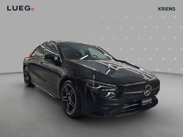 Mercedes-Benz CLA 180 - AMG / Rückfahrkamera / Night-Paket / Smartphone Integration /