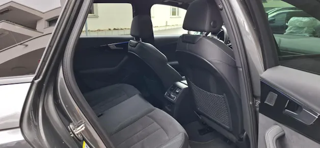 Audi A4 Avant 40 TDI S line Attraction quattro S-tronic