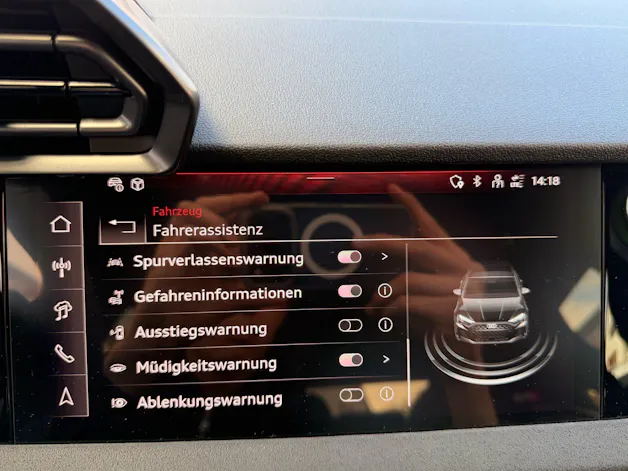 Audi RS3 SPORTBACK 2.5 400 PS TFSI QUATTRO *** NEUWAGEN MIT SCHALENSITZEN & 5 JAHRE AUDI WERKSGARANTIE ***