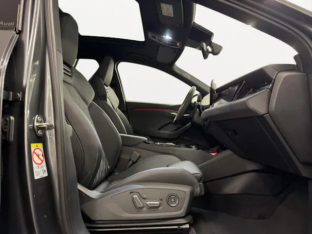 Audi Q6 SUV e-tron quattro 428PS