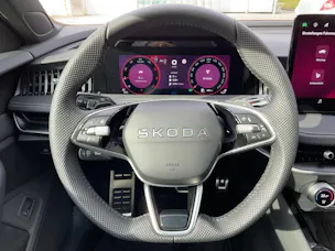Škoda Superb Combi 2.0 TDi Sportline 4x4 DSG