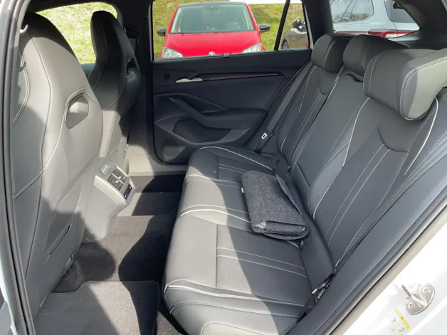 Škoda Superb Combi 2.0 TDi Sportline 4x4 DSG
